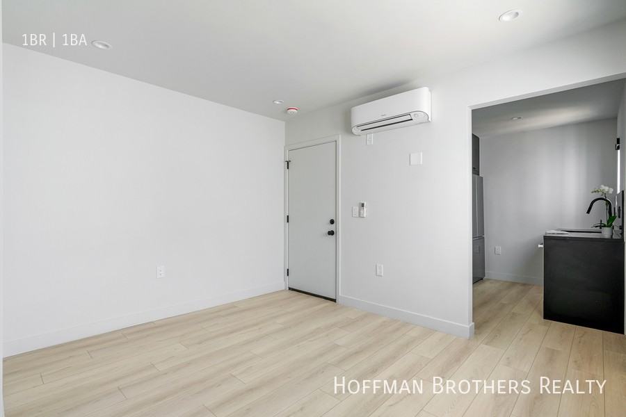 201 Lucas Ave #A - Photo 3 of 9