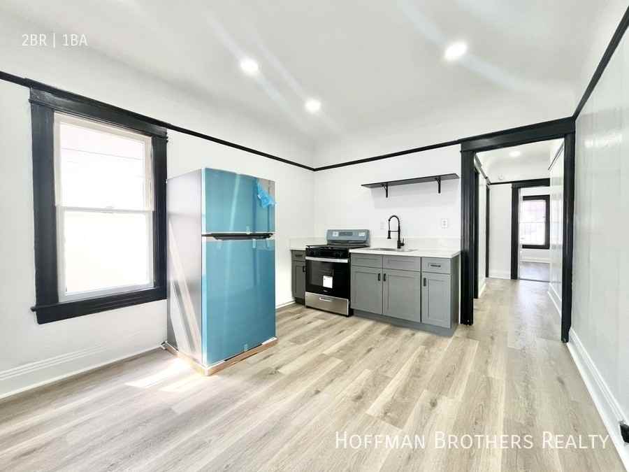 1333 1/4 2nd Ave #A - Photo 3 of 6