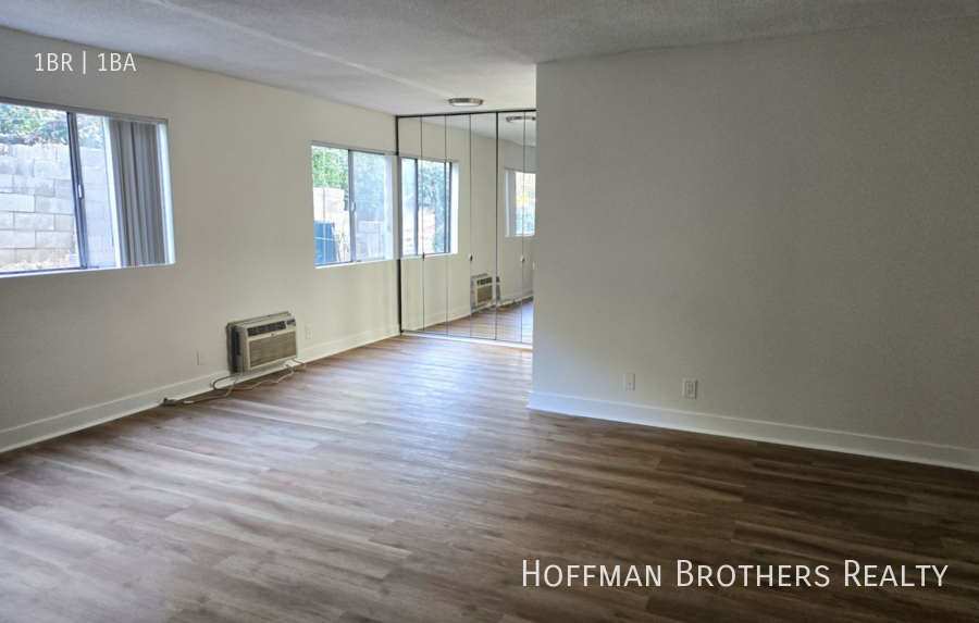 1226 Larrabee St #1A - Photo 2 of 5