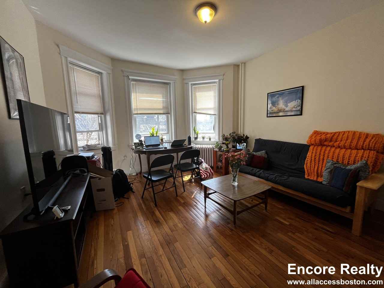 1637 Commonwealth Ave #2 - Photo 4 of 9