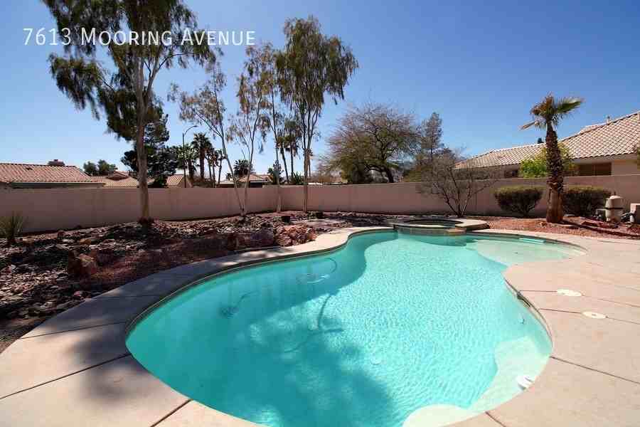 7613 Mooring Ave - Photo 2 of 32