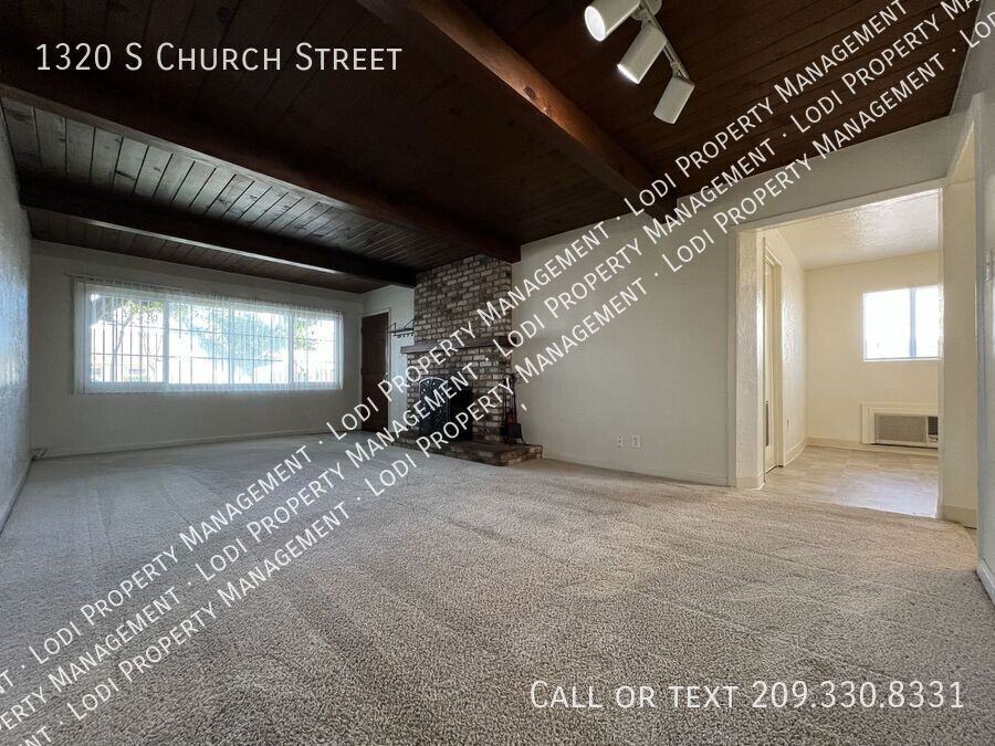 1320 S Church St - Photo 3 of 24