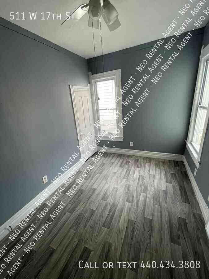 511 W 17th St - Photo 6 of 8