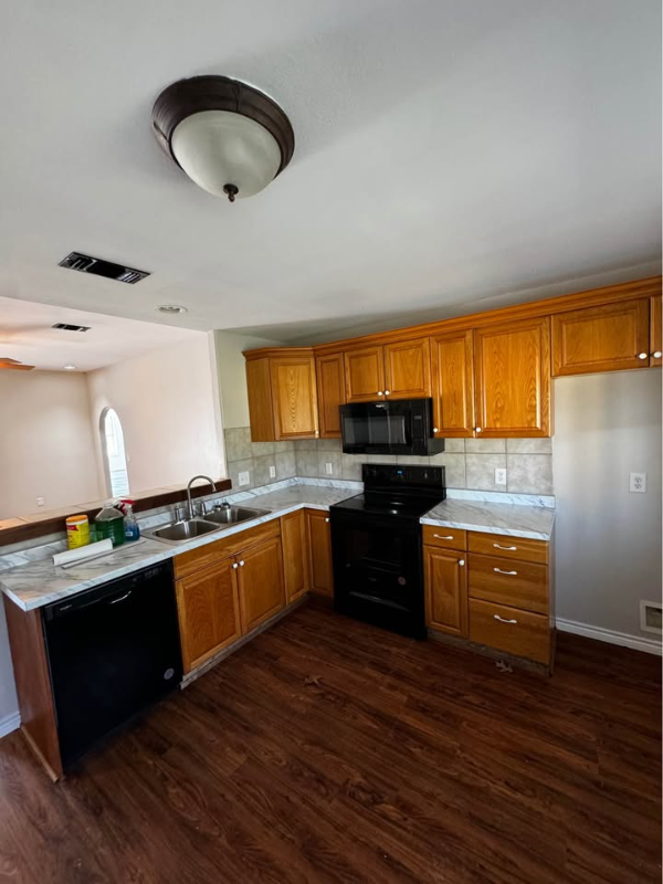 200 Casey Rd - Photo 3 of 11