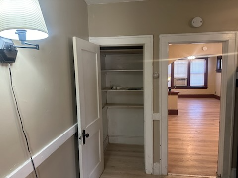 4634 Leduc St #1E - Photo 3 of 12