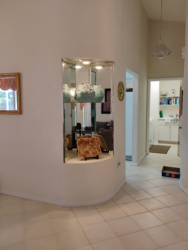 606 Seaside Dr - Photo 5 of 29