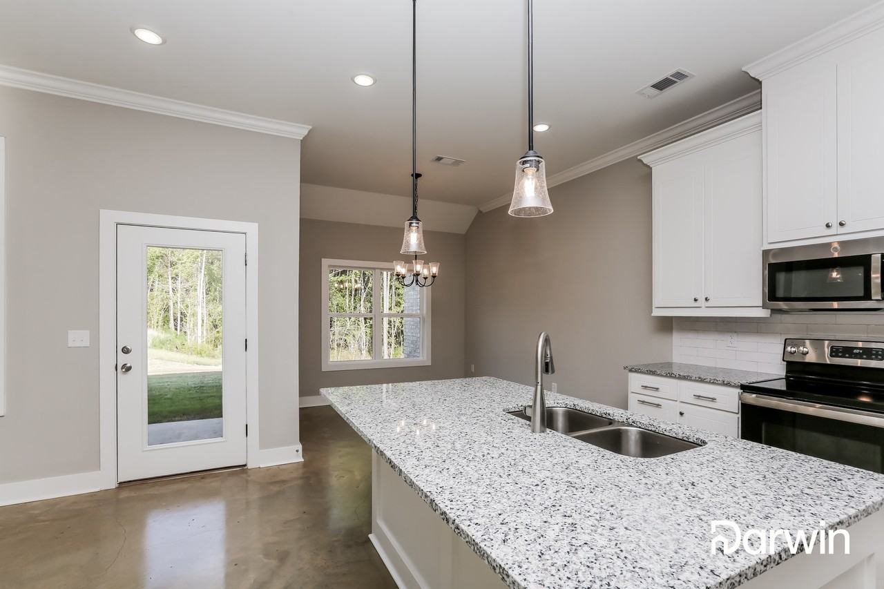 138 Shelby Mae Cir - Photo 3 of 14