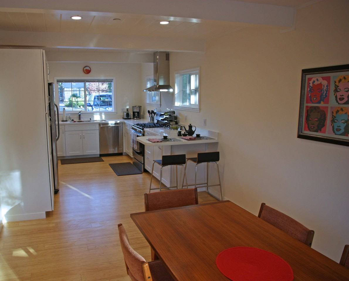 1854 Lake Street - Photo 7 of 31