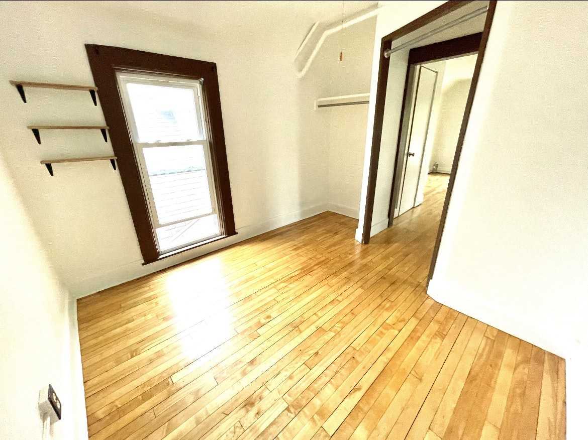 2020 4th Street, Unit 3 - Photo 6 of 7