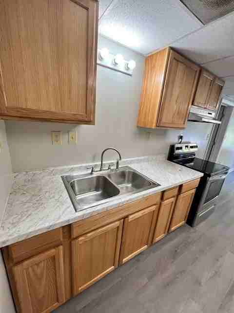 218 South College Avenue - Photo 2 of 25