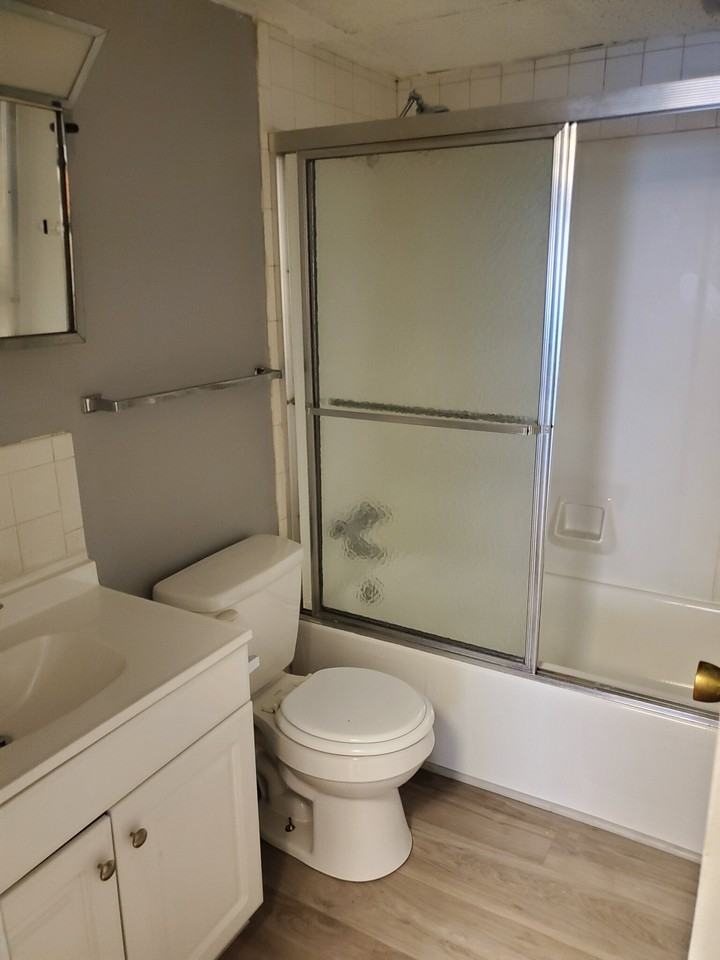 101 McLane Avenue - Photo 4 of 25