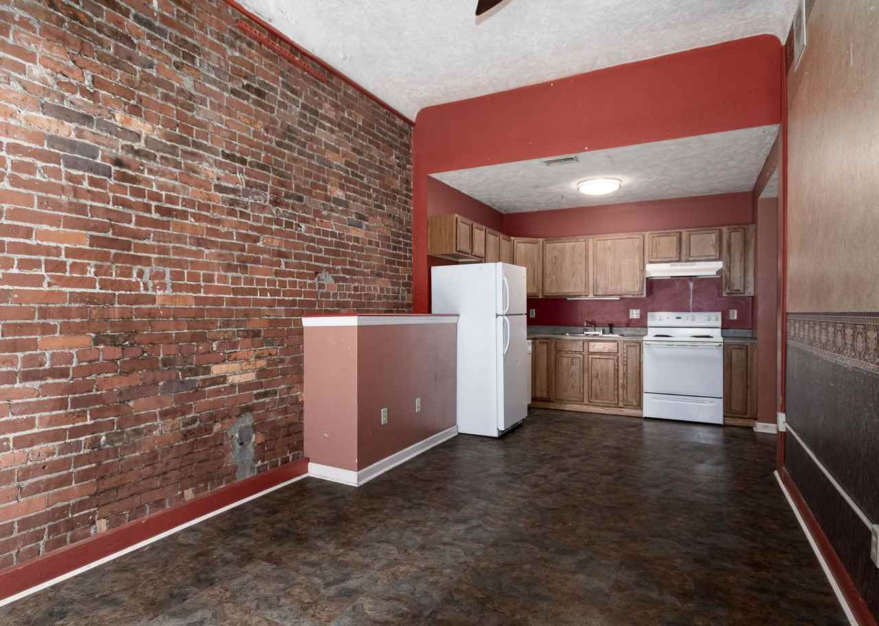 328 High Street - Photo 2 of 11