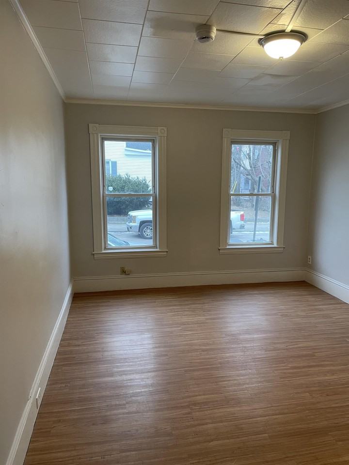 360-362-364 Merrimack - Photo 3 of 16