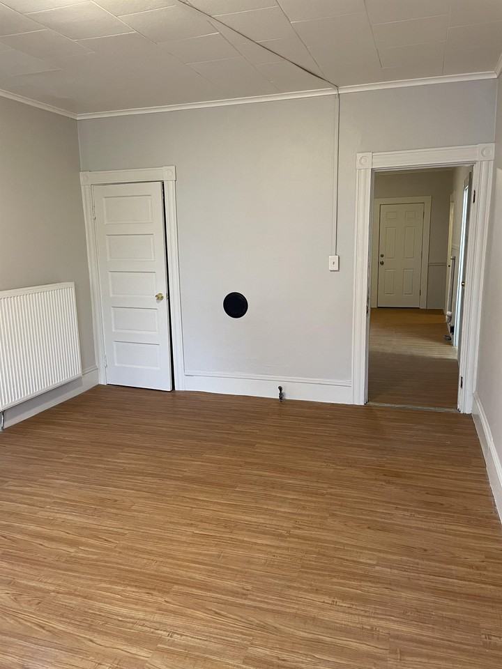 360-362-364 Merrimack - Photo 4 of 16