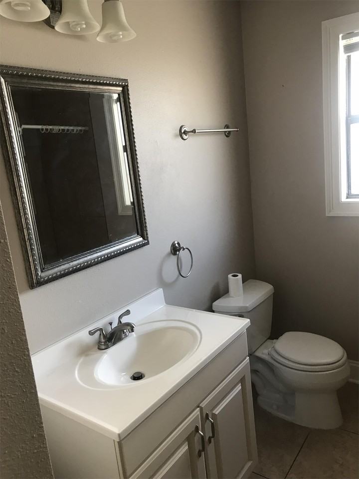 125 Spencer Avenue - Photo 3 of 6