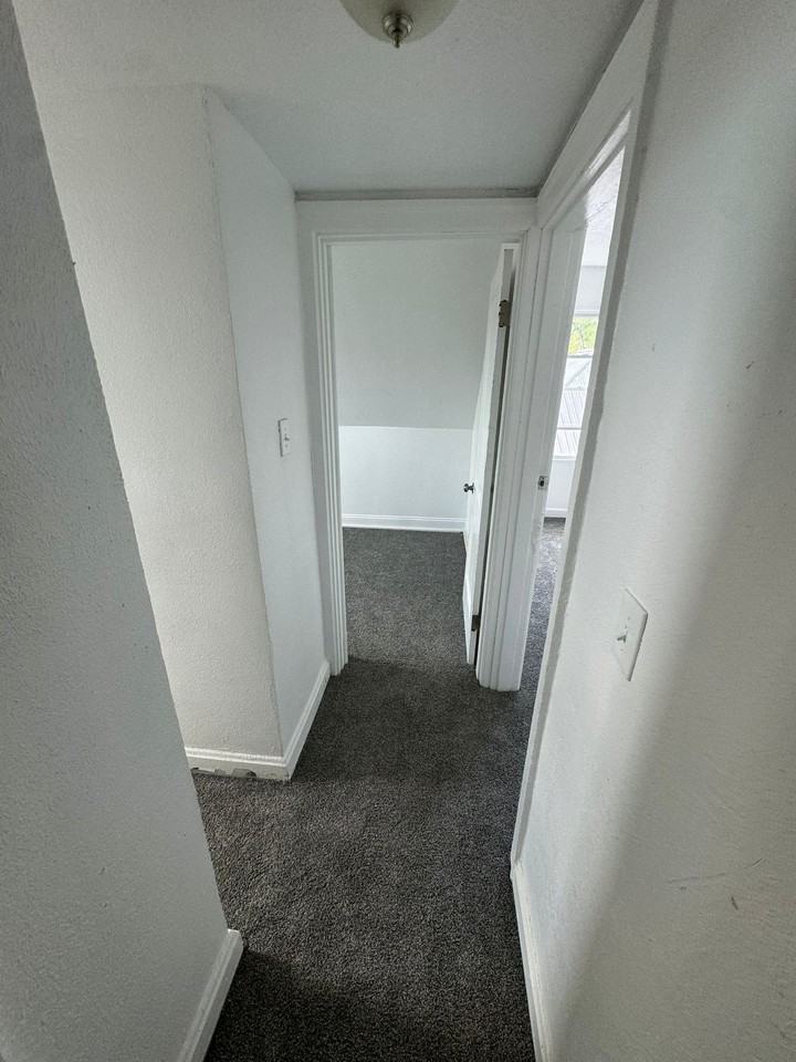 3716 Beatrice Drive - Photo 4 of 11