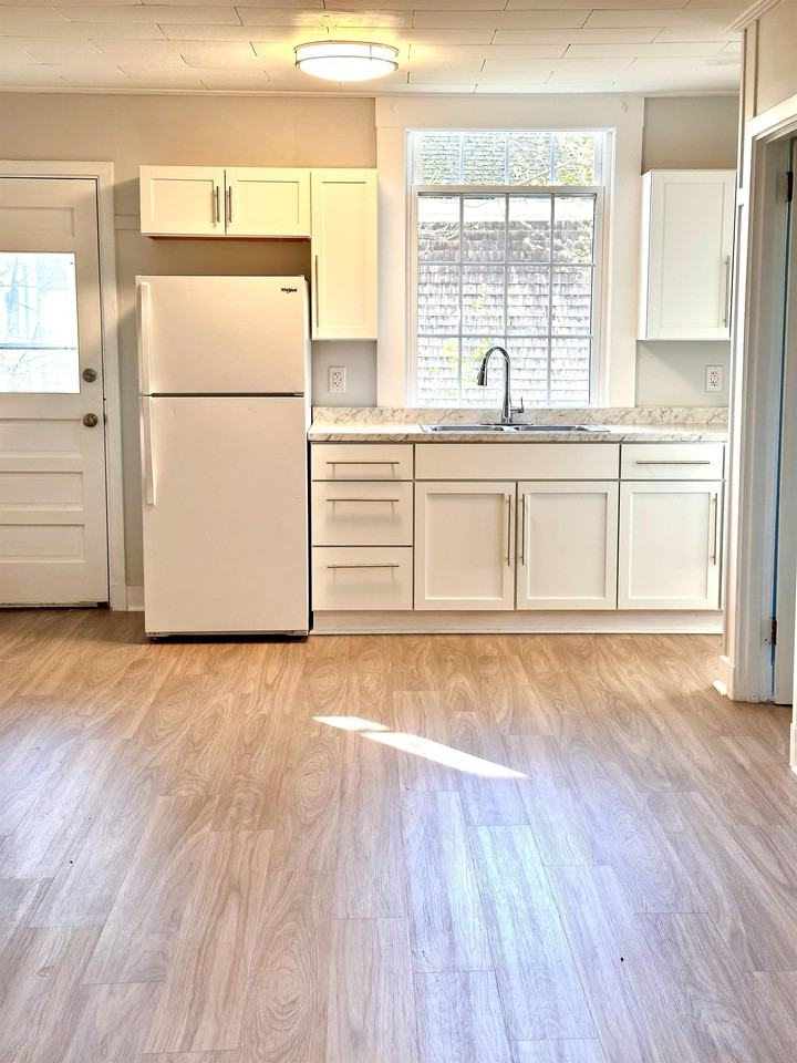 40 Pond Street - Photo 6 of 34