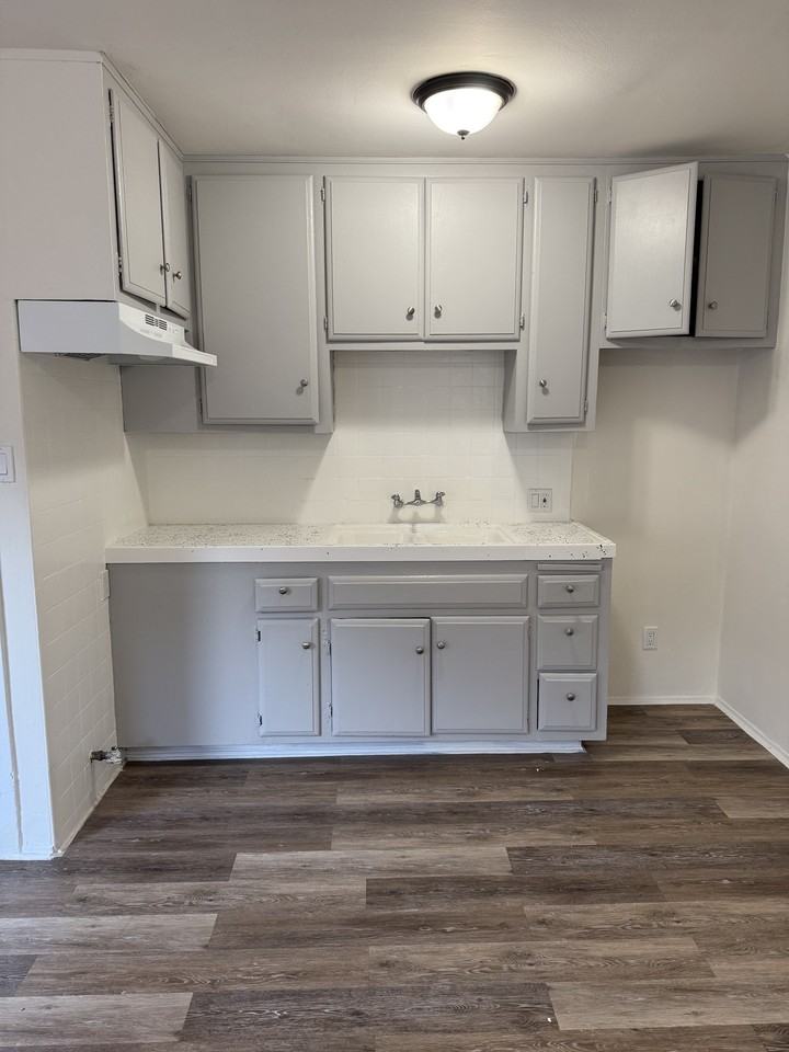 6606 Malabar Street - Photo 4 of 10