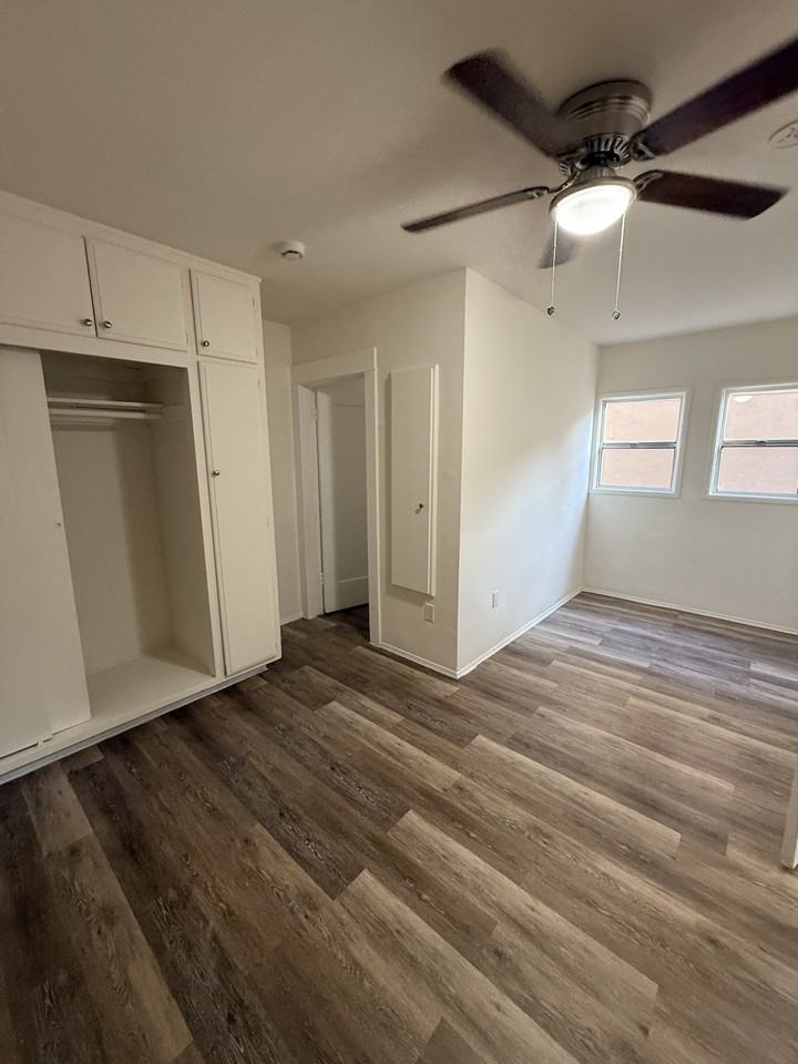 6606 Malabar Street - Photo 6 of 10