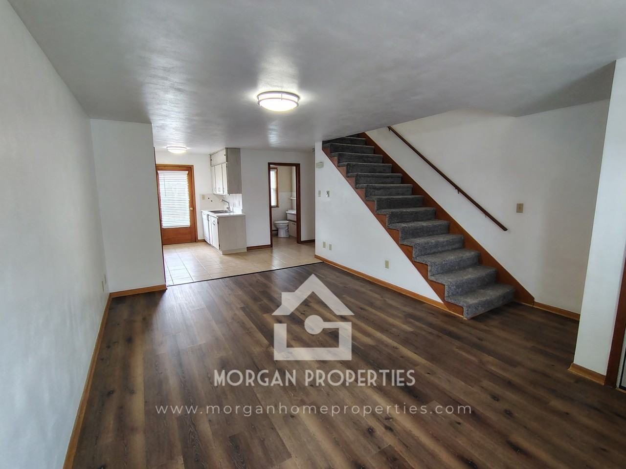 1045 ALHAMBRA - Photo 2 of 9