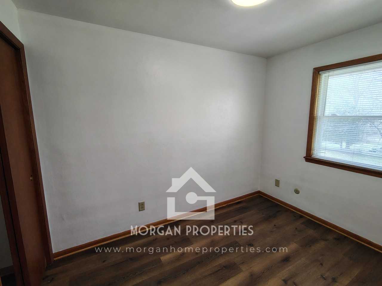 1045 ALHAMBRA - Photo 7 of 9