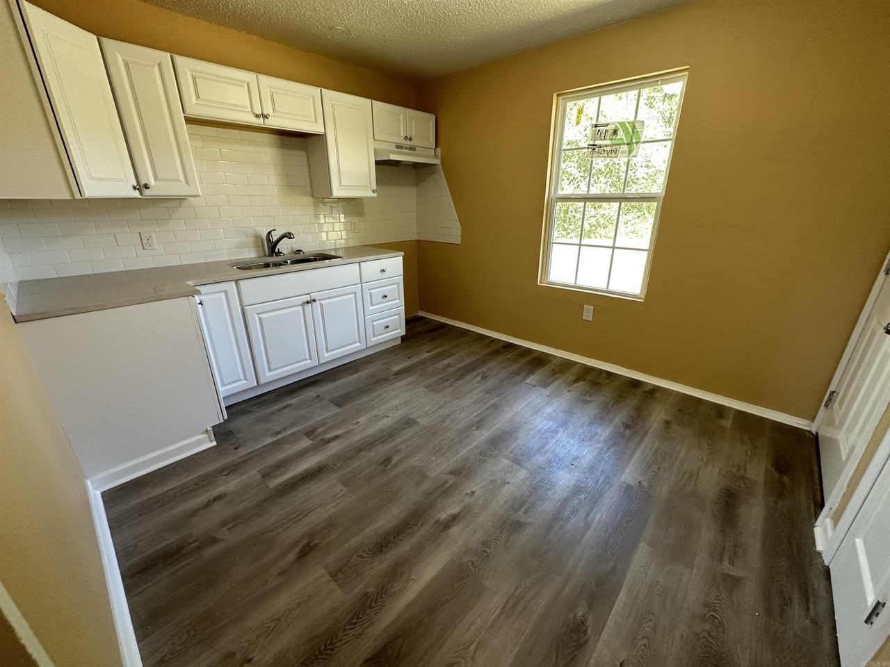 4A Hiland Pl - Photo 4 of 10