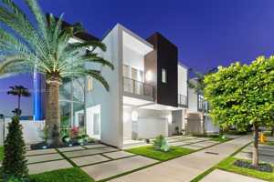 featured image of 10561 Nw 67th Ter #10561