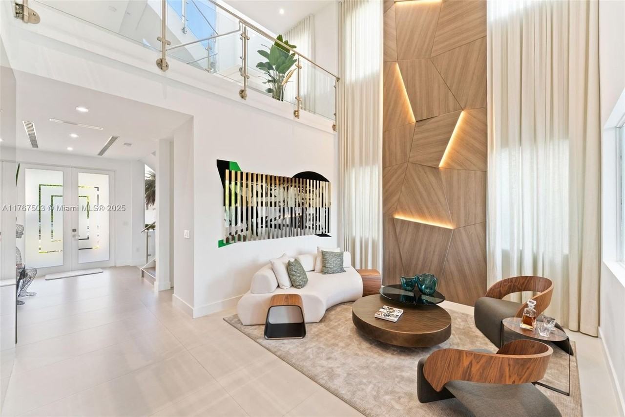 10561 Nw 67th Ter #10561 - Photo 5 of 48