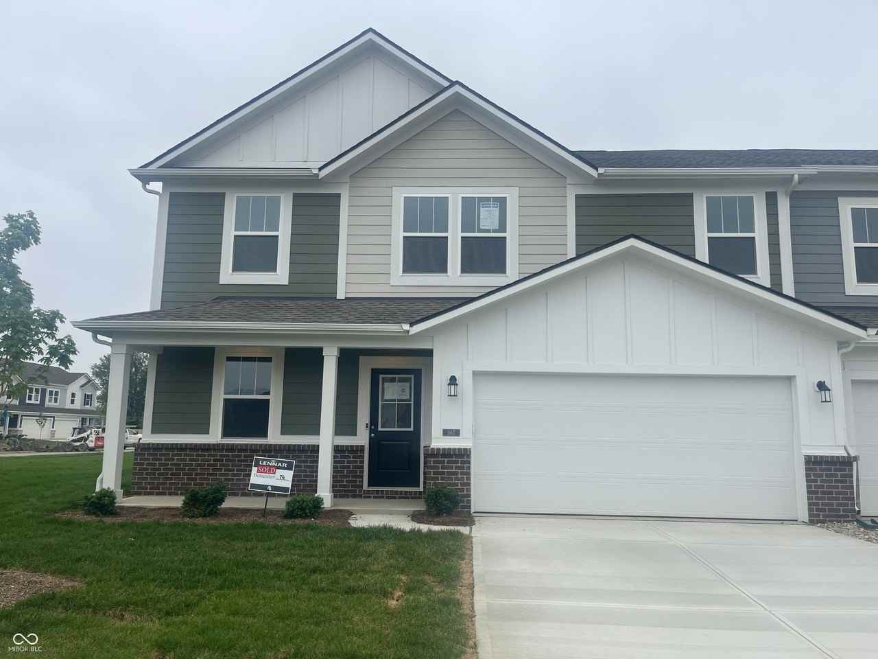 977 Beck Way - Photo 2 of 20