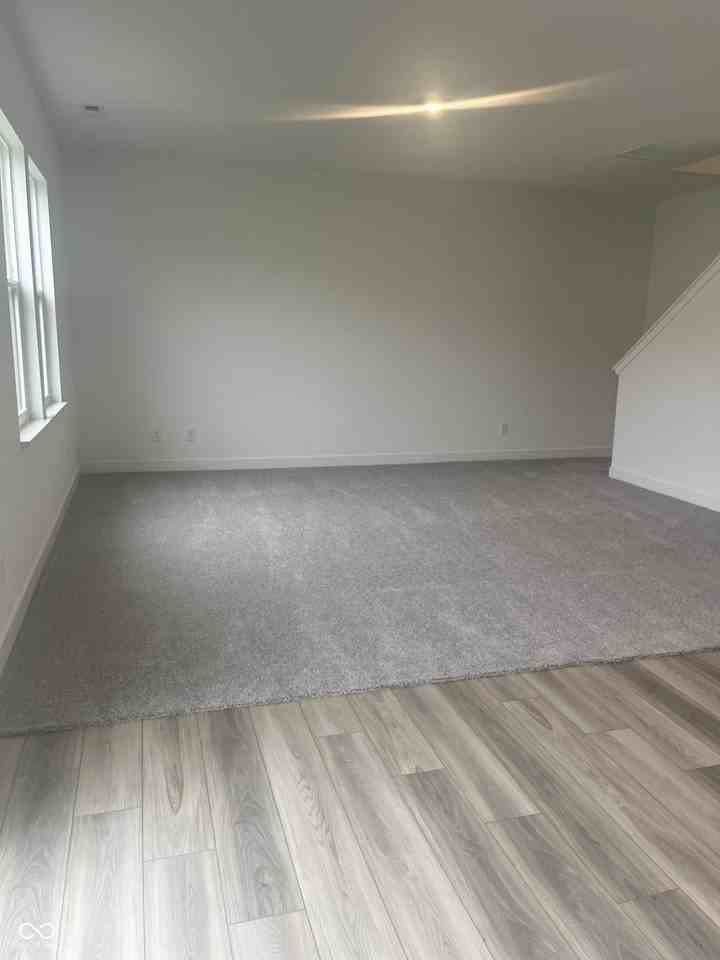 977 Beck Way - Photo 3 of 20