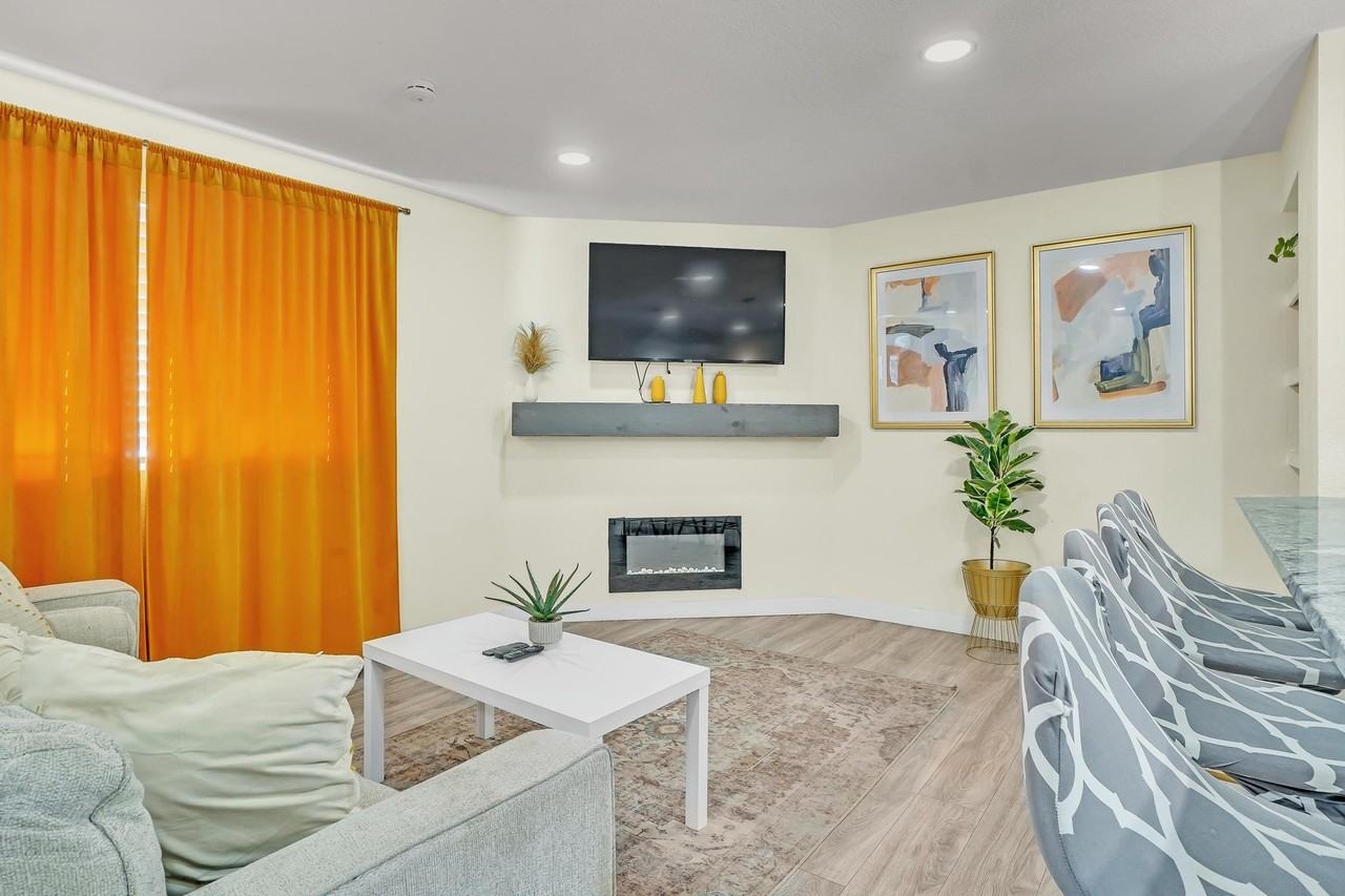 Wyandot St - Photo 6 of 12