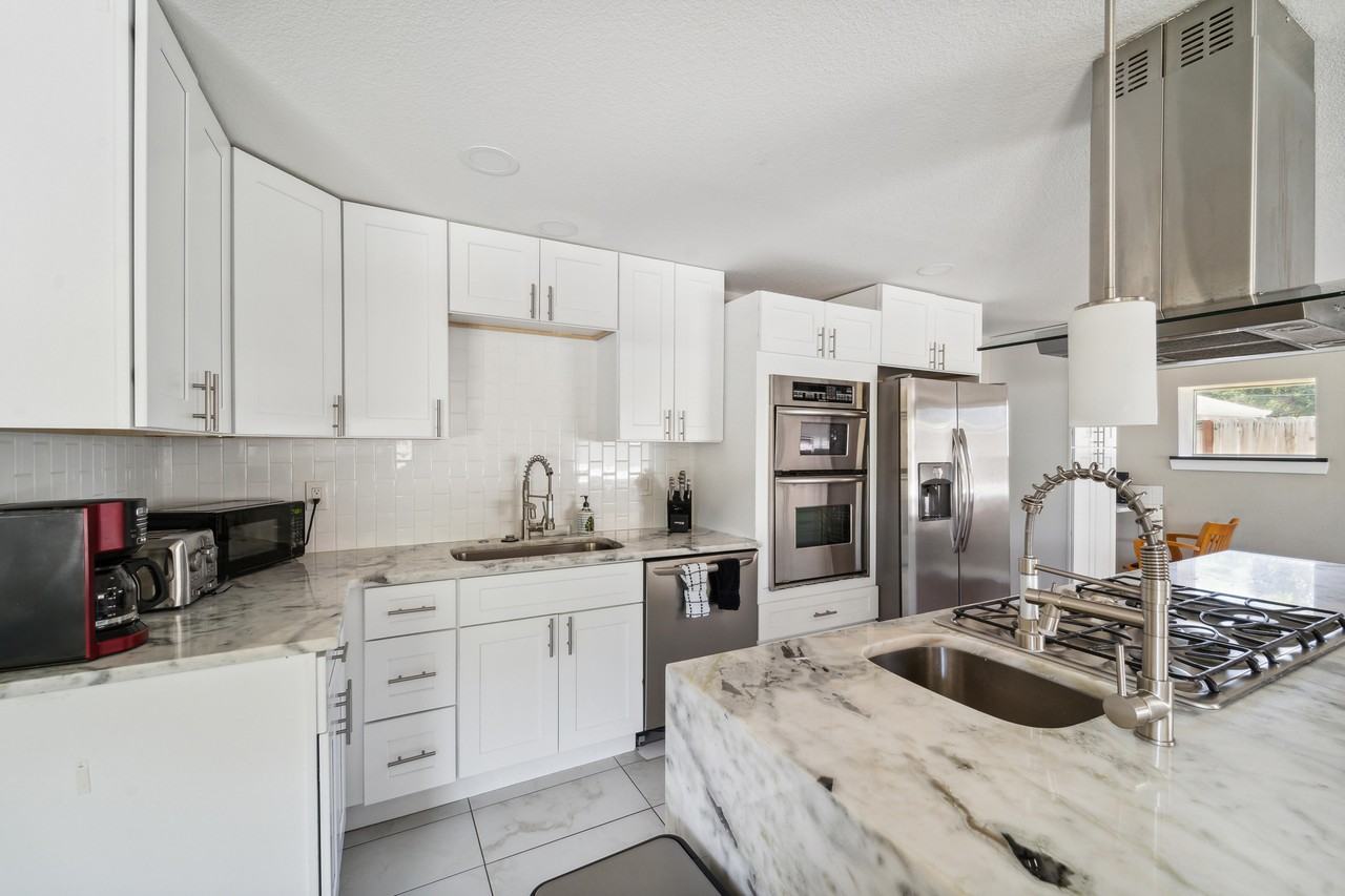 W 63rd Ave - Photo 5 of 10