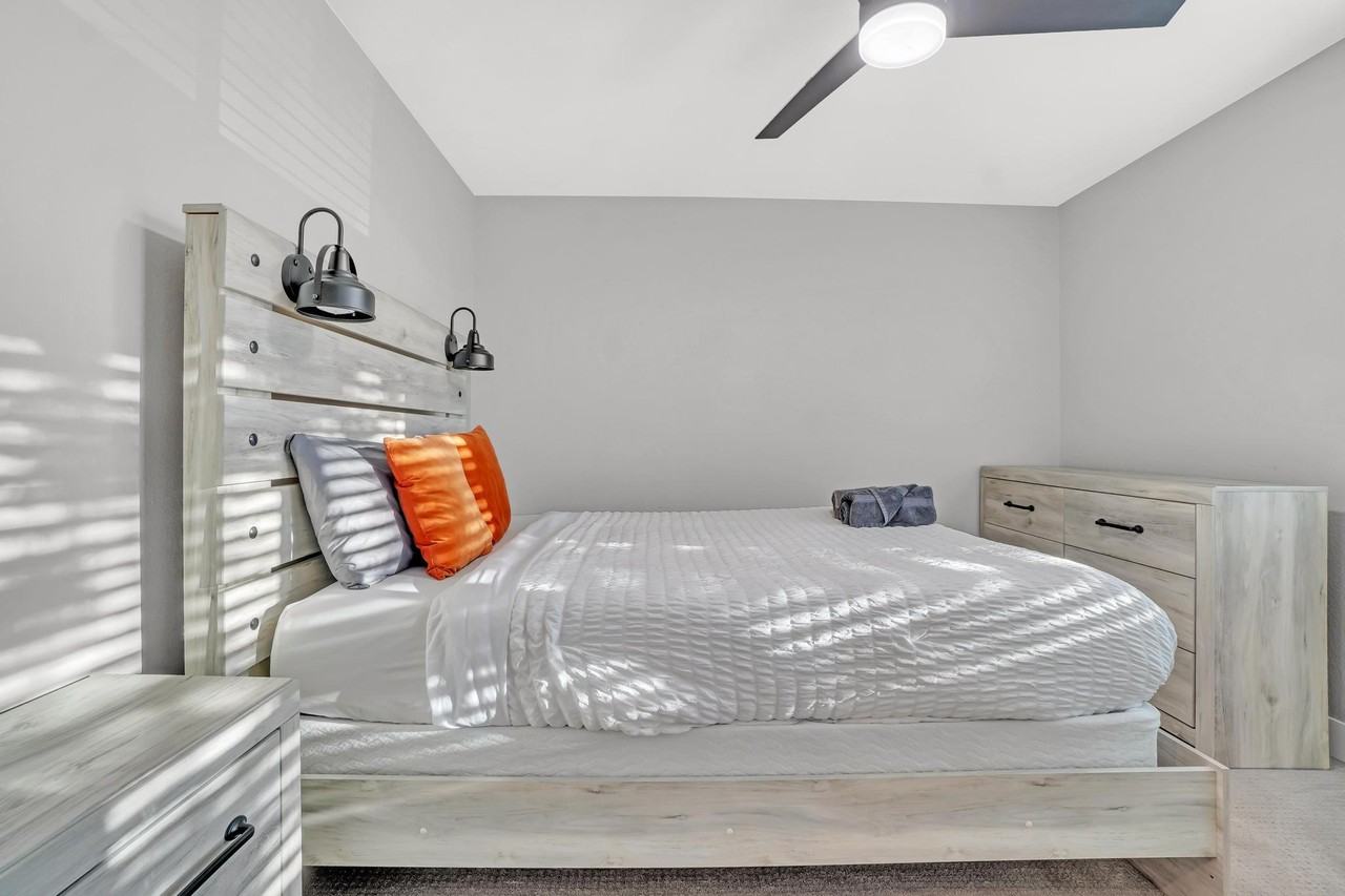 Webster St - Photo 7 of 8