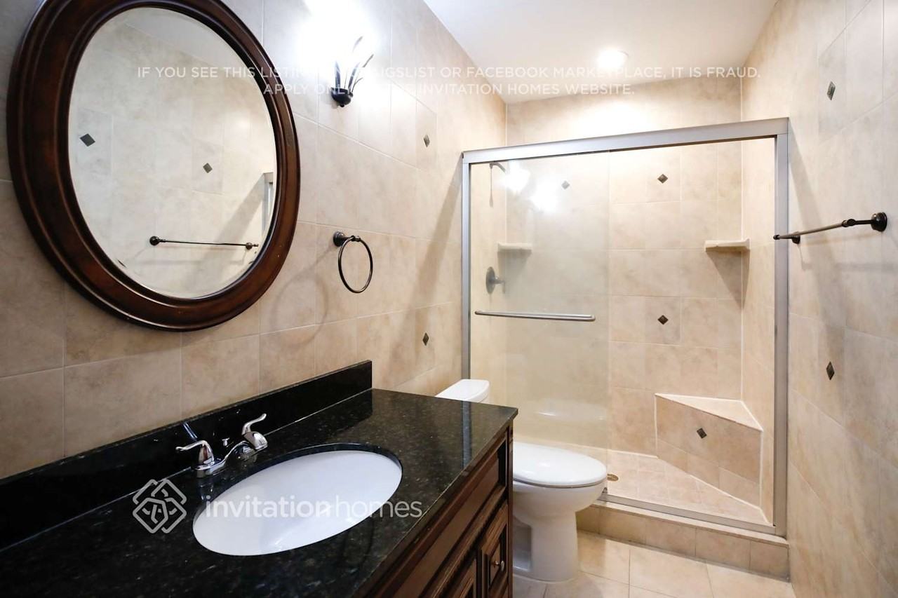 14272 Sw 52nd St - Photo 7 of 10