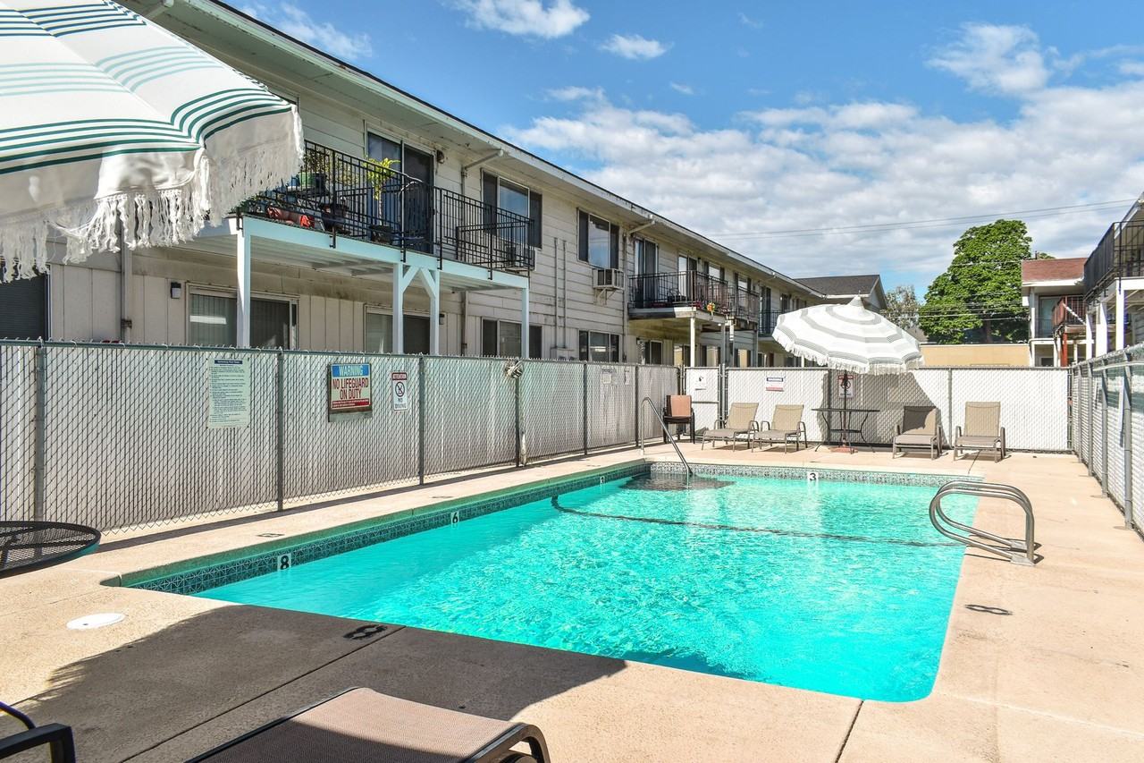 Kathy Ann Apartments - Photo 6 of 11