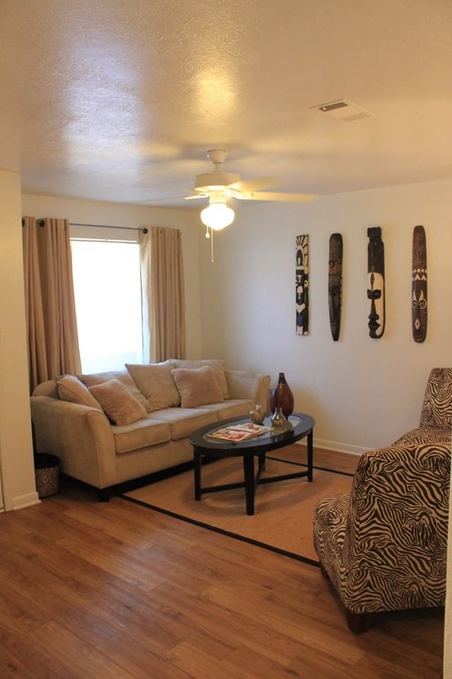 3603B Mahan St - Photo 3 of 6