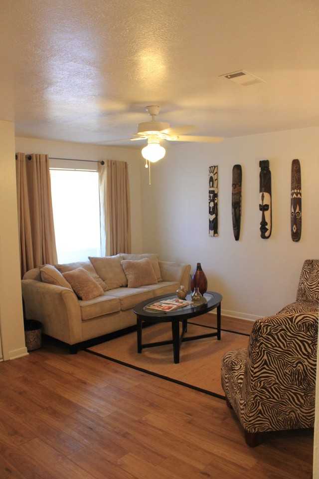 3604B Comanche St - Photo 3 of 3