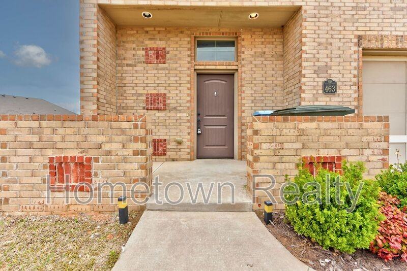 463 S Fretz Ave - Photo 2 of 32