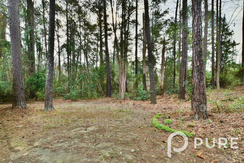 104 Rockyview Dr - Photo 3 of 21