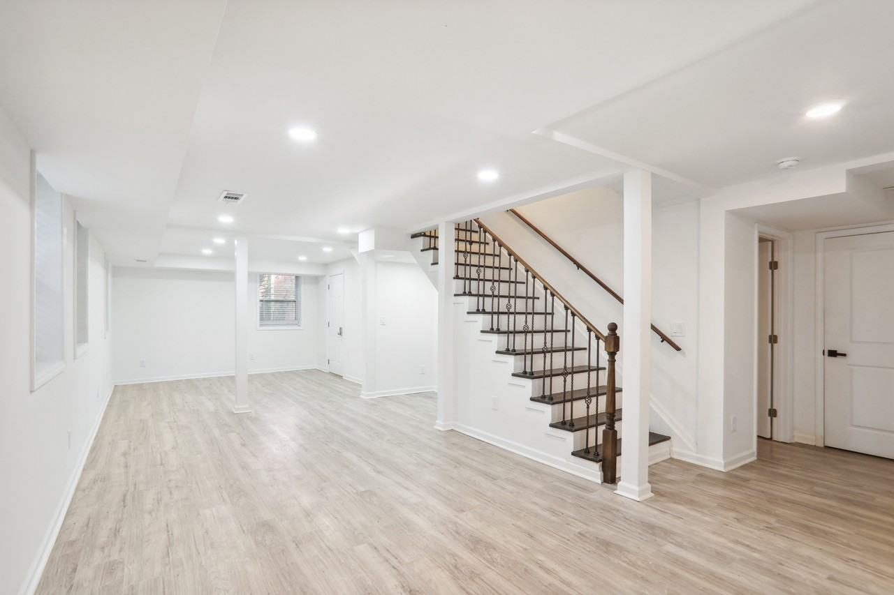 2533 Kelly Lake Rd #B - Photo 4 of 15