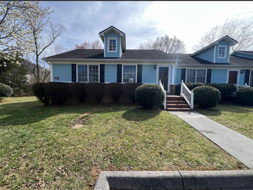 117 Rowe Ln - Photo 2 of 18