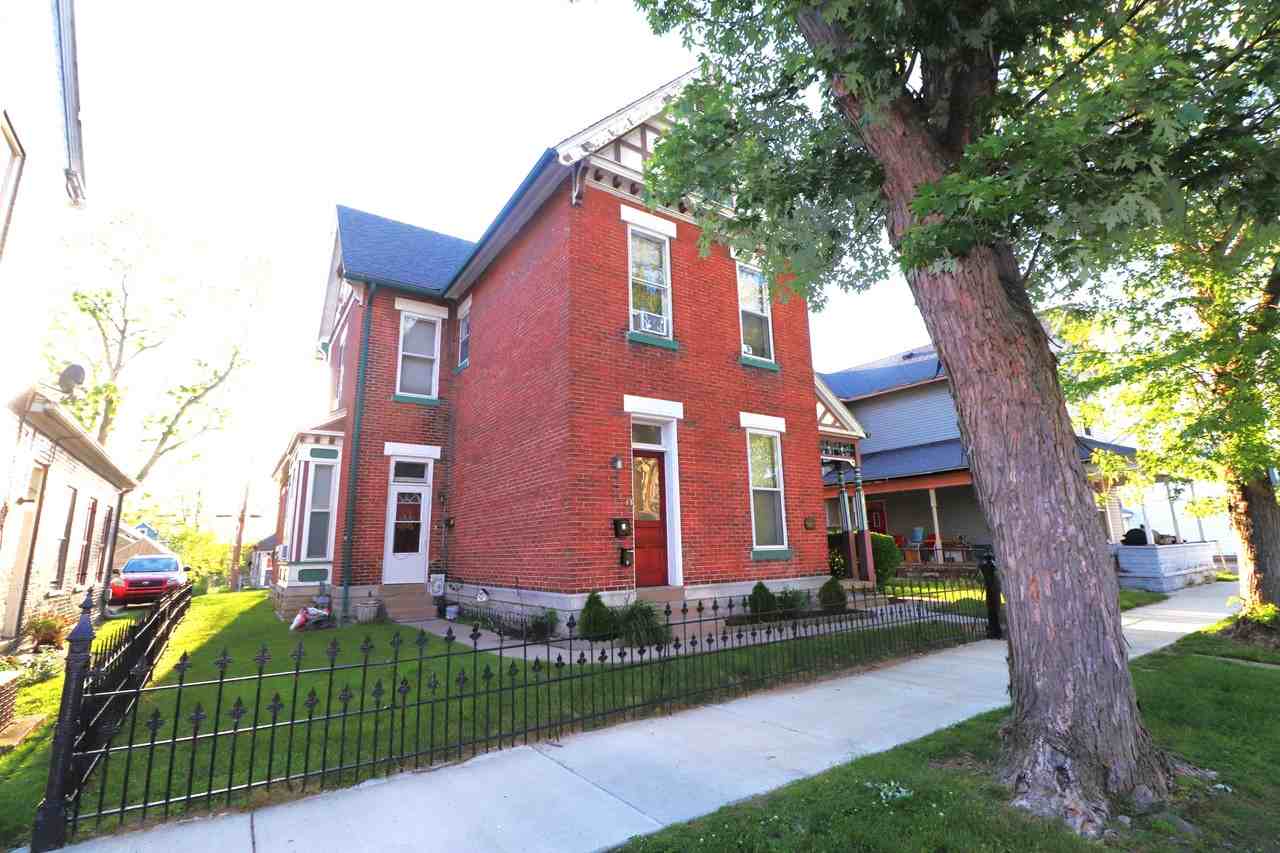 314 S 4Th St - Photo 4 of 11