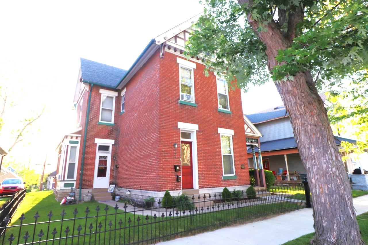 314 S 4Th St - Photo 5 of 11
