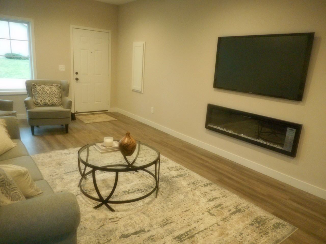 10573 73rd Ln Ne - Photo 2 of 14