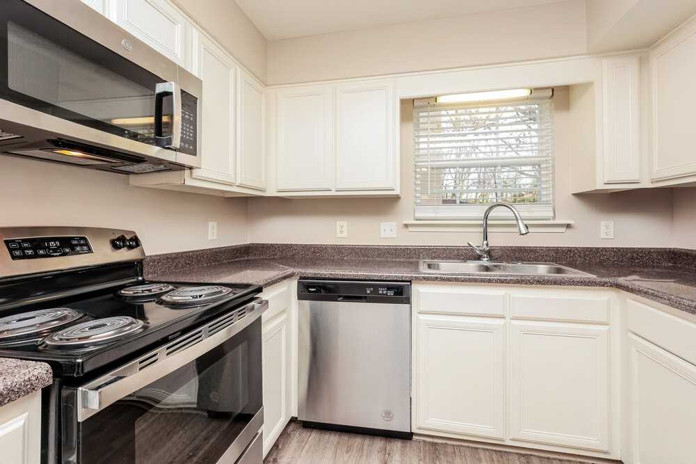 1313 E Nir Shreibman Blvd - Photo 6 of 17