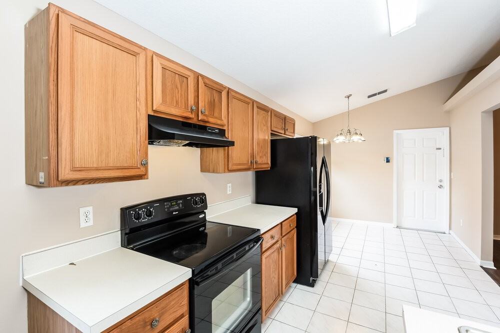 337 Riunite Cir - Photo 7 of 16