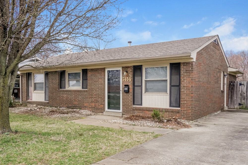 7414 Terry Rd - Photo 4 of 16