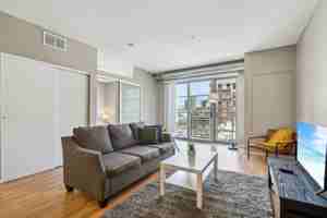 featured image of 616 Washington Ave S