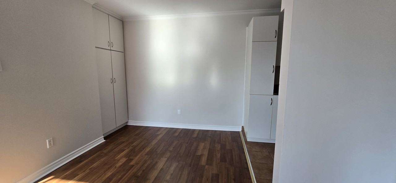 12537 Avenue de Rivoli - Photo 3 of 8