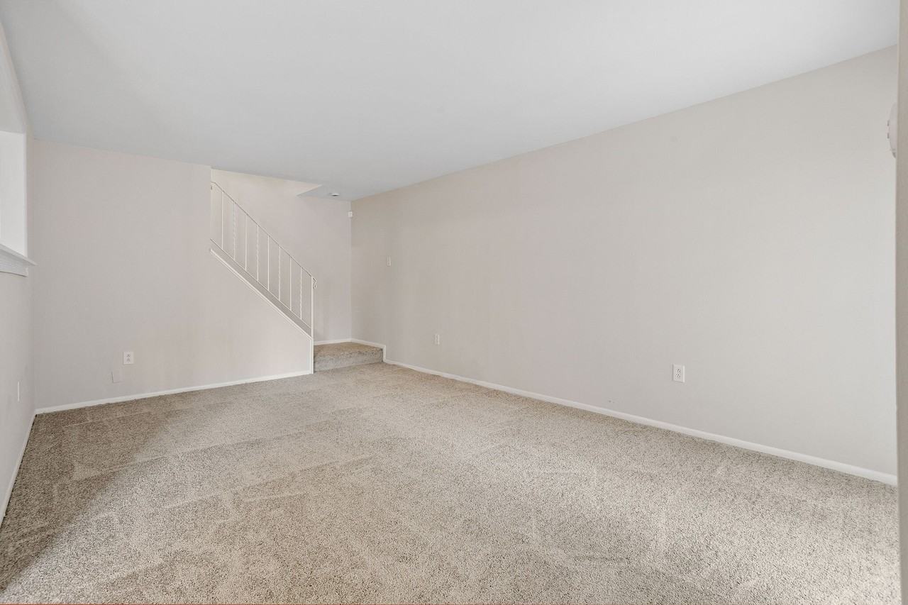 405 Timber Creek Rd #1 - Photo 2 of 17